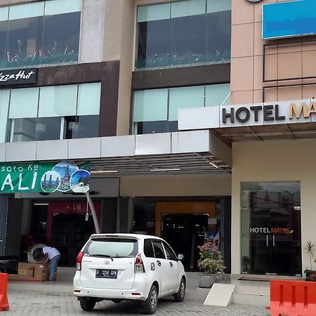 Hotel Matos Jayapura Exterior photo