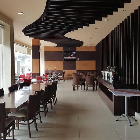 Hotel Matos Jayapura Exterior photo
