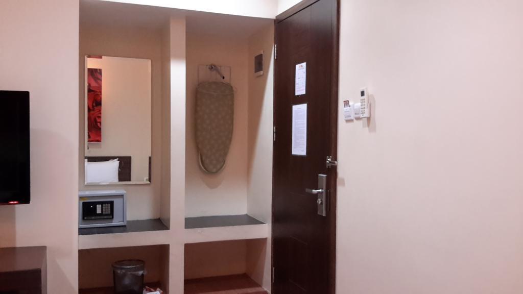 Hotel Matos Jayapura Room photo